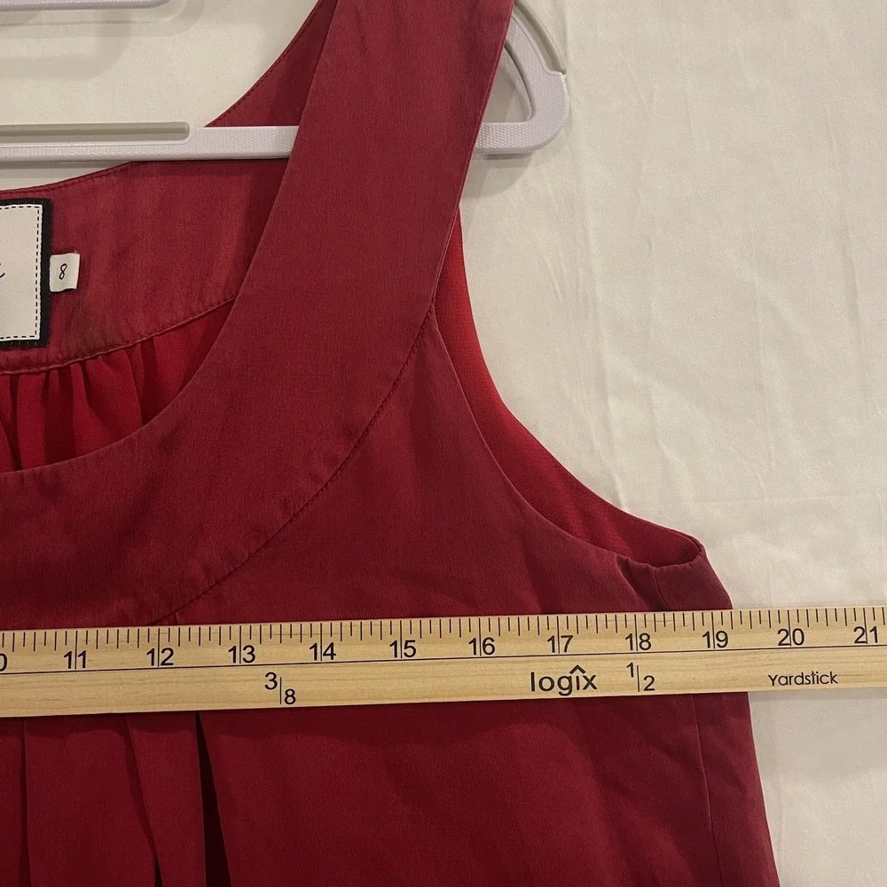 Chaus Dress Womens 8 Red Silk Sleeveless Scoop Neck Pleated A-Line Ombre Dip Dye
